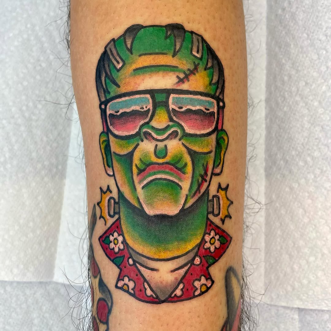 Tattoo by @rob2morrow — american_traditional, new_school