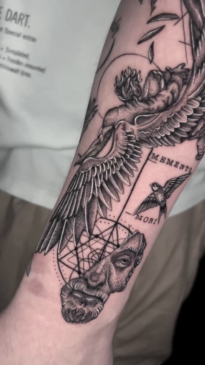 Tattoo by @inkedbypanezo — black_and_grey, geometric
