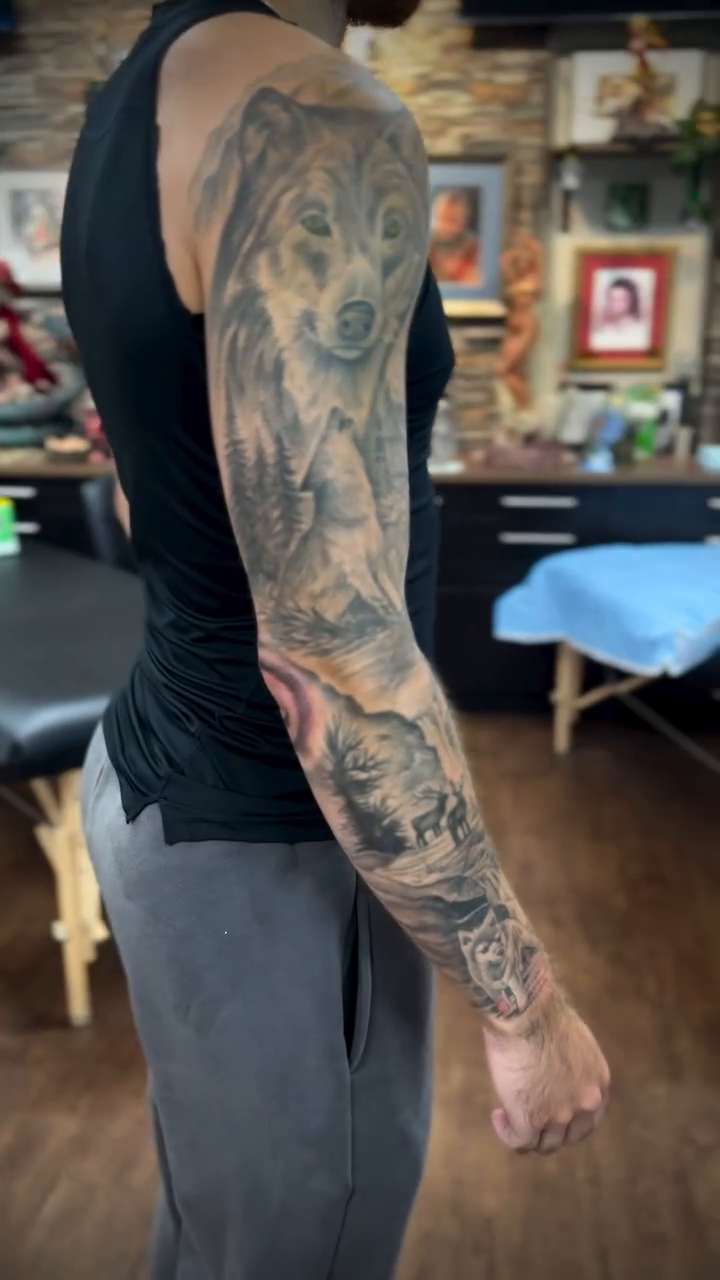 Tattoo by @lydiabruno13 — realism, black_and_grey