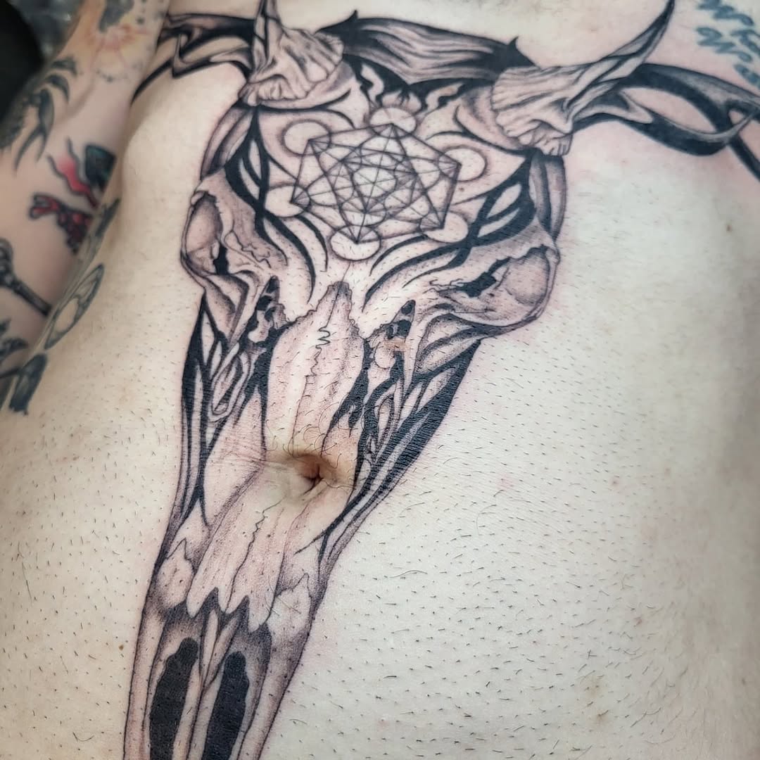 Tattoo by @jennas_inks — black_and_grey, geometric
