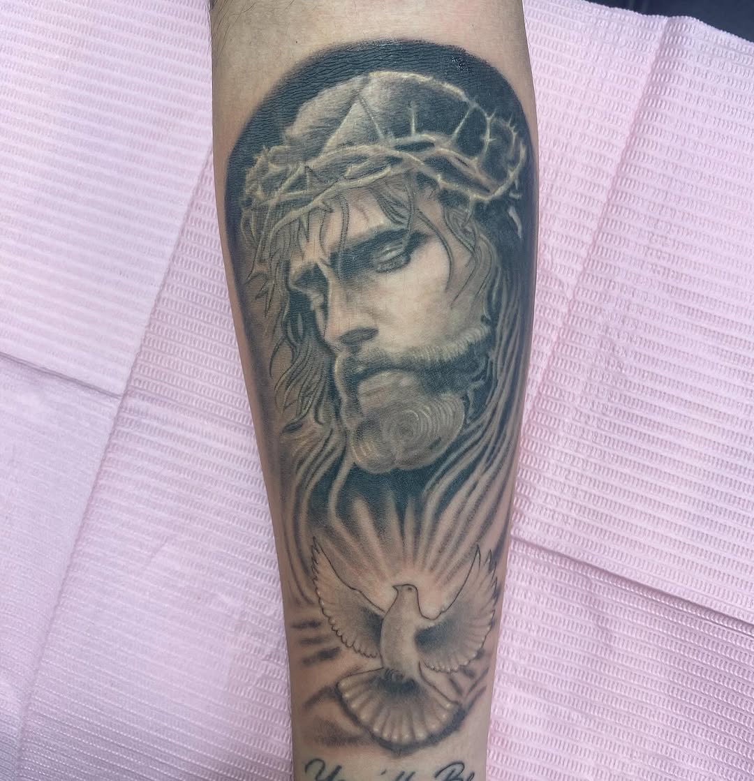 Tattoo by @artinjections667 — black_and_grey, realism
