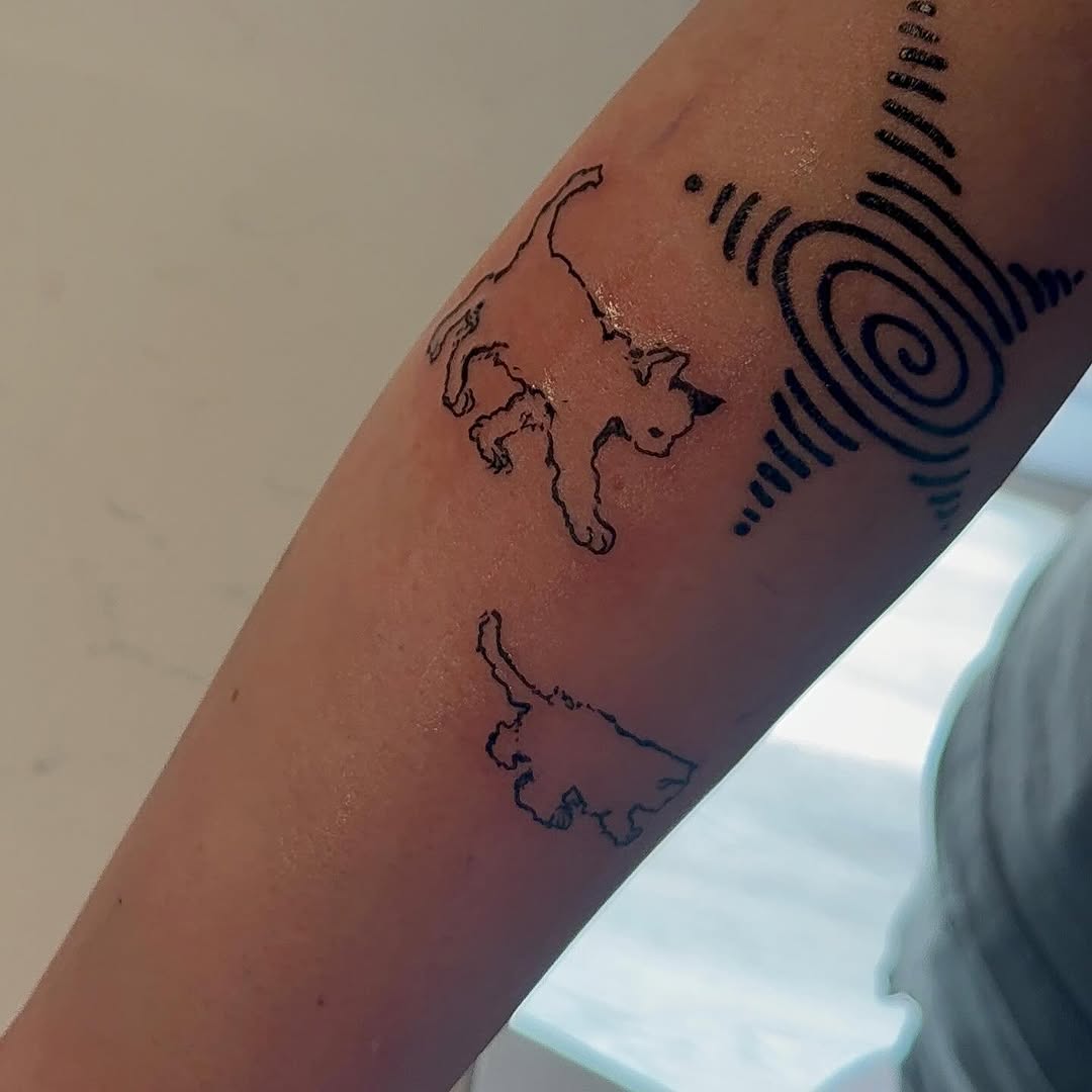 Tattoo by @inkedbycaiah โ fine_line