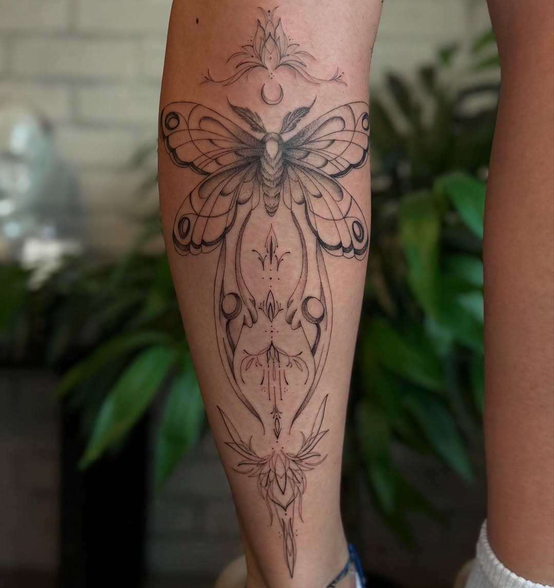 Tattoo by @mootatts — fine_line, illustrative