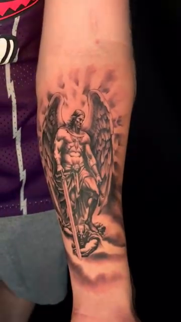 Tattoo by @ef86_vs1 — realism, black_and_grey
