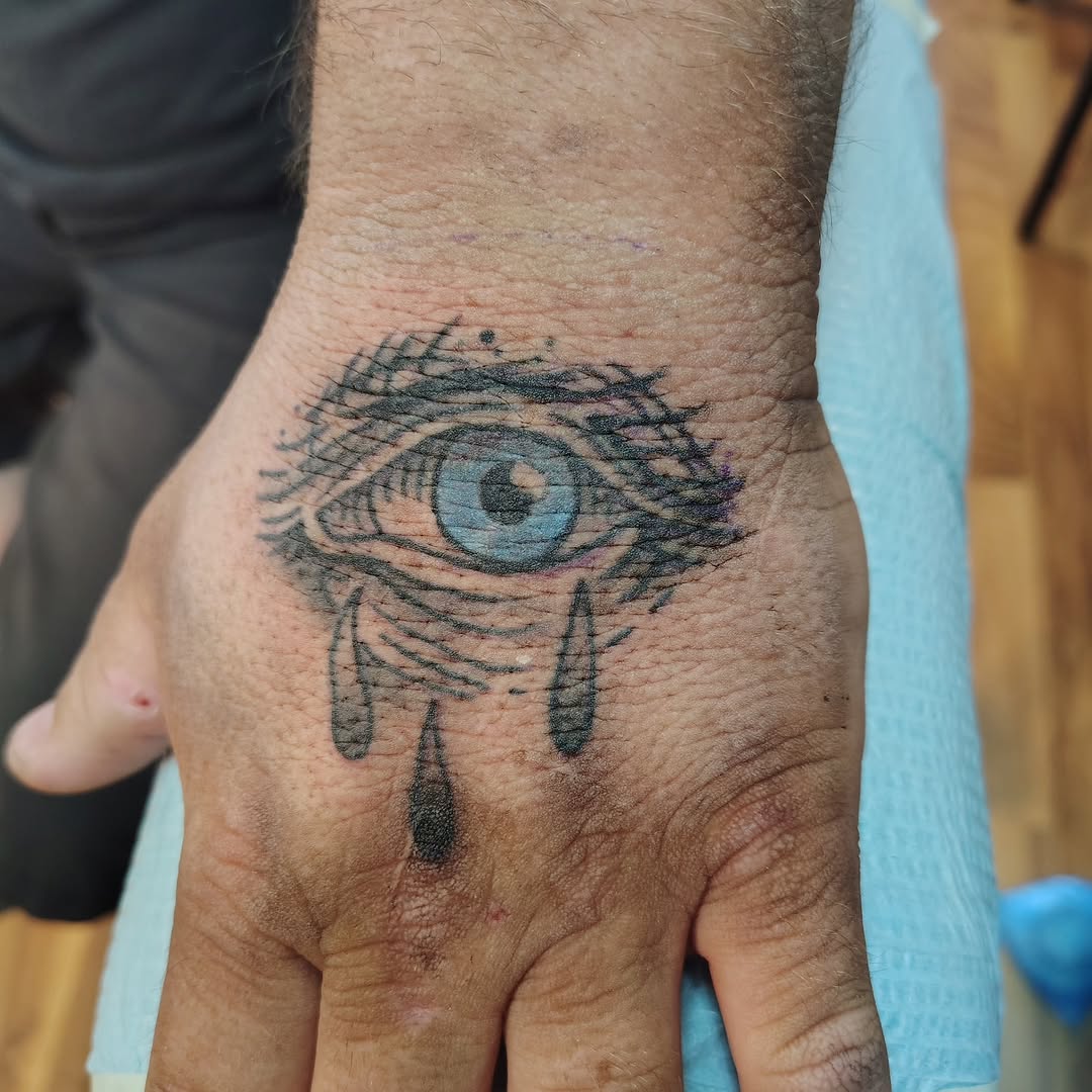Tattoo by @nickybridgewater — black_and_grey, realism