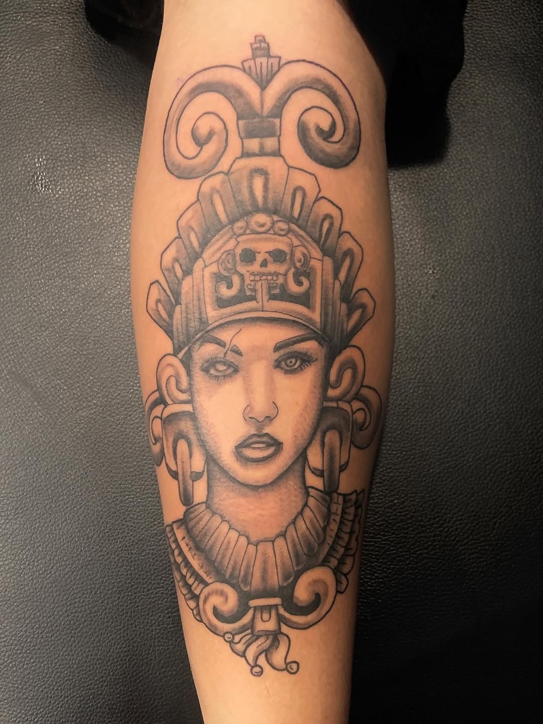 Tattoo by @the_tatuador265 — black_and_grey, realism