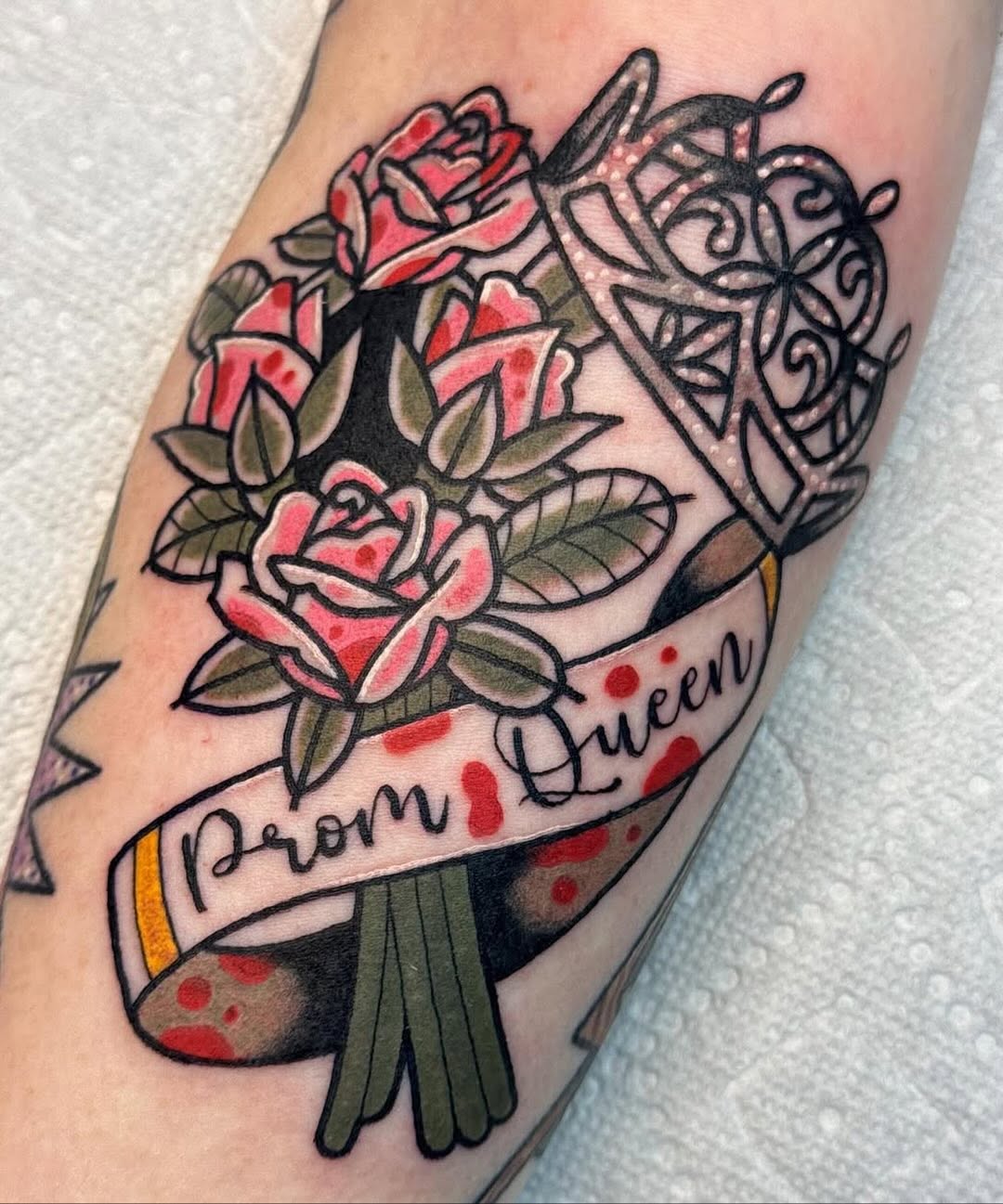 Tattoo by @littlelaurtattoos โ american_traditional