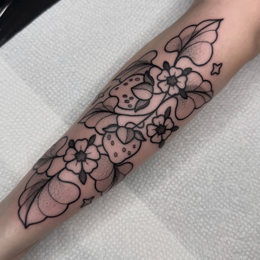 Tattoo by @beltanebeetattoo — neo_traditional, black_and_grey