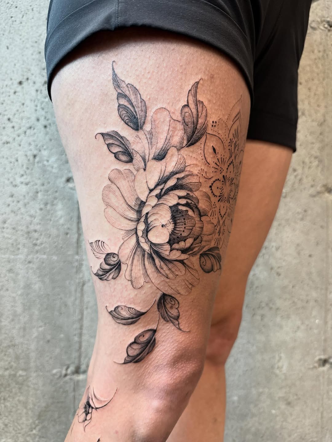 Tattoo by @slaubcreation — fine_line, dotwork