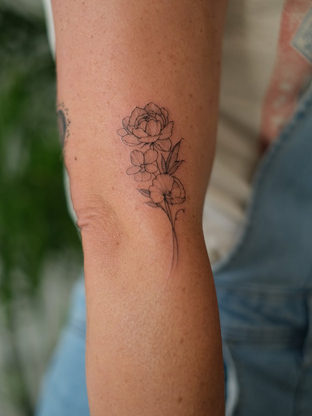 Tattoo by @amoore.tattoo — fine_line