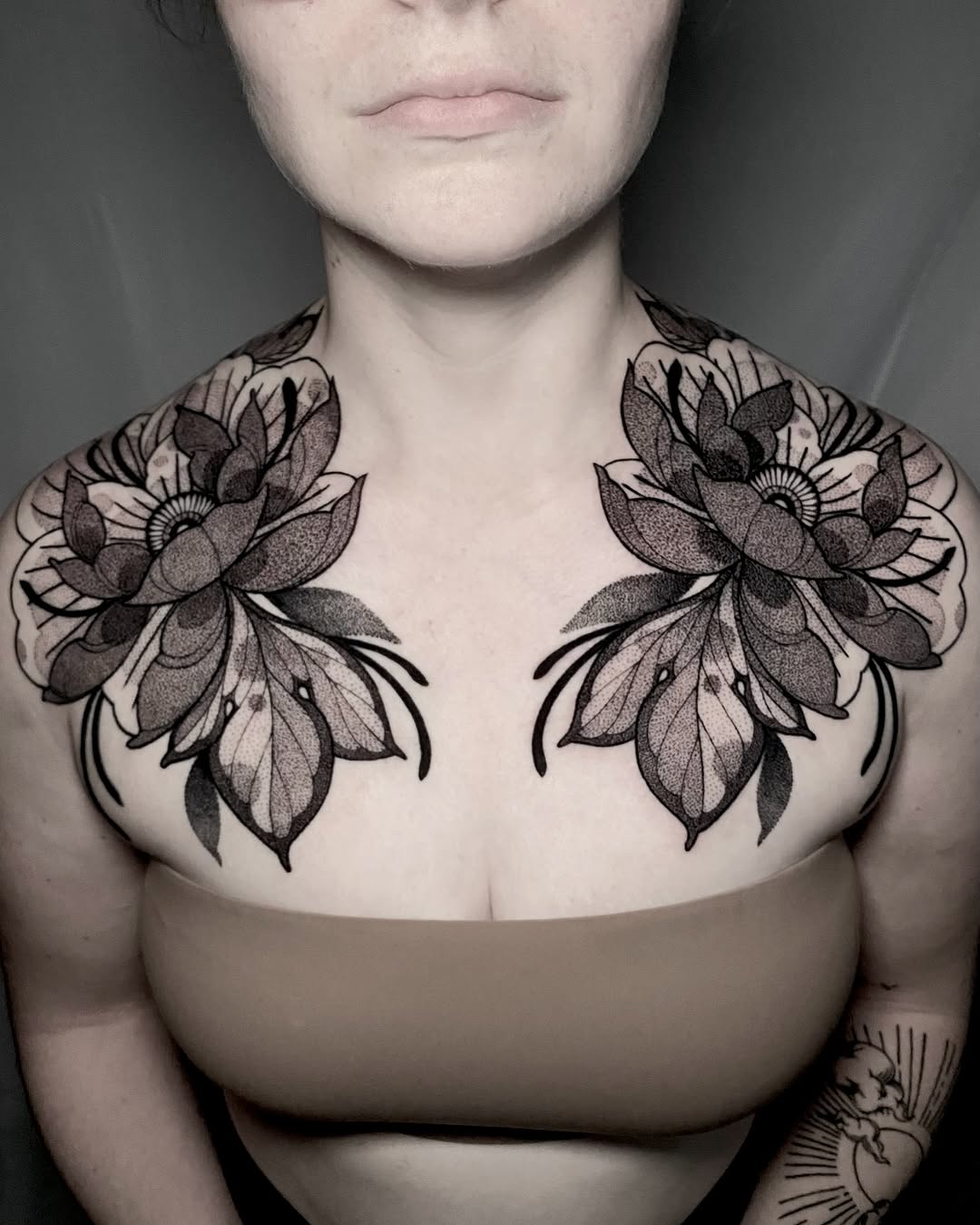 Tattoo by @therowanstarr โ illustrative, dotwork