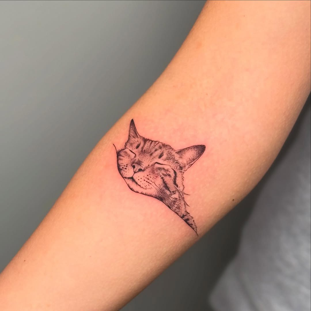 Tattoo by @whitestarling.tattoo — fine_line, realism