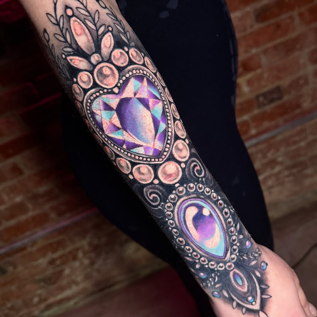 Tattoo by @brookelle.bombshelle โ neo_traditional, ornamental