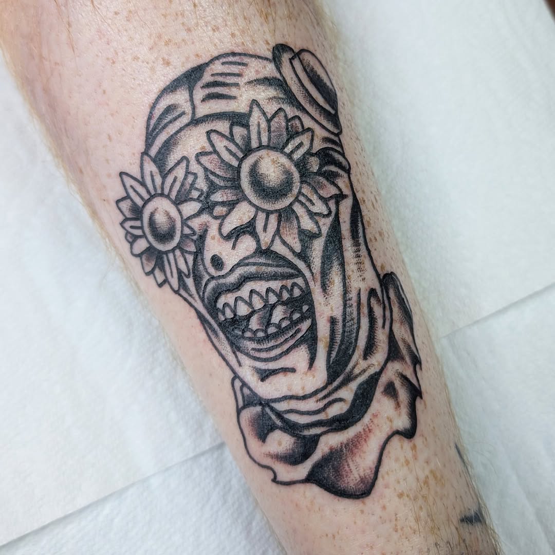 Tattoo by @pybilodeau — black_and_grey, neo_traditional