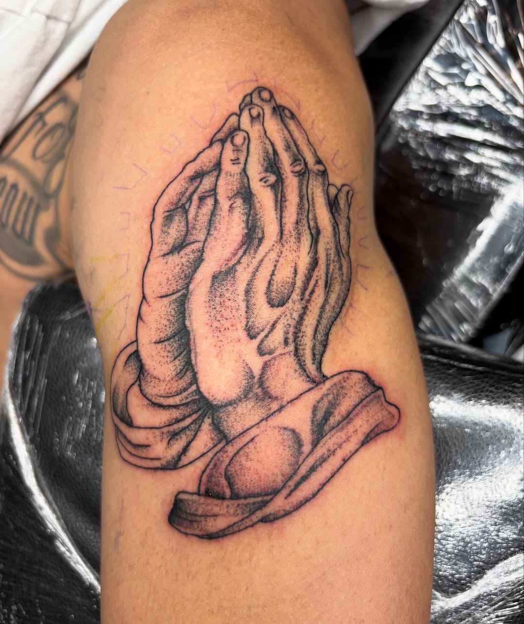 Tattoo by @miklo_tatuajes β black_and_grey