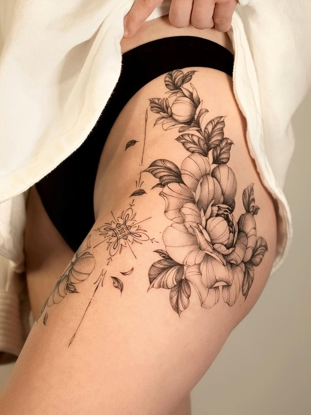 Tattoo by @lolavtattoo — fine_line, black_and_grey
