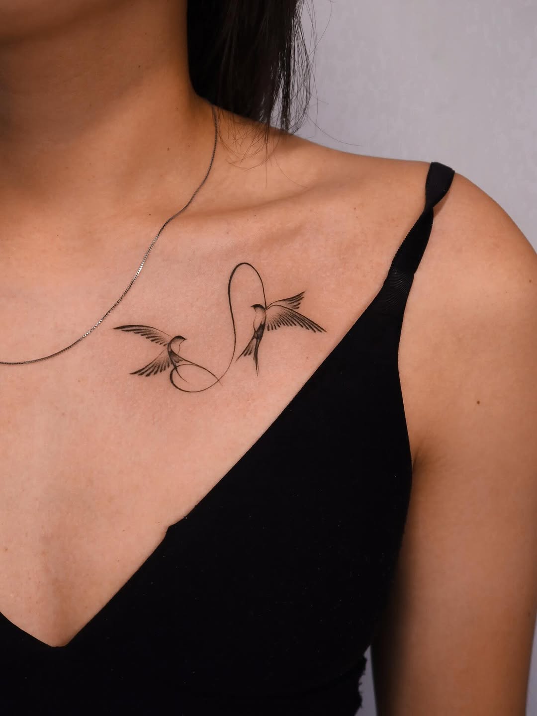 Tattoo by @lolavtattoo — fine_line