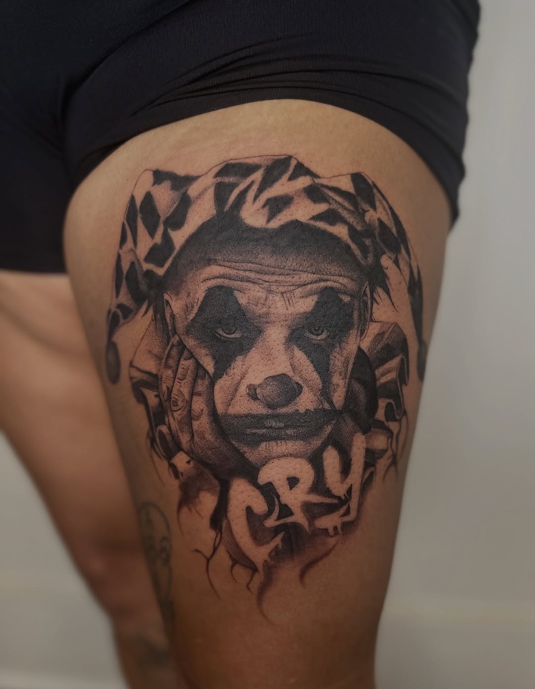 Tattoo by @mayraetats — realism, black_and_grey