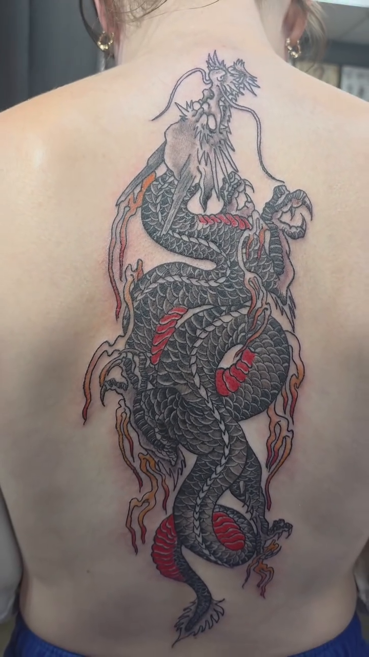 Tattoo by @vens.tattoo โ japanese_irezumi
