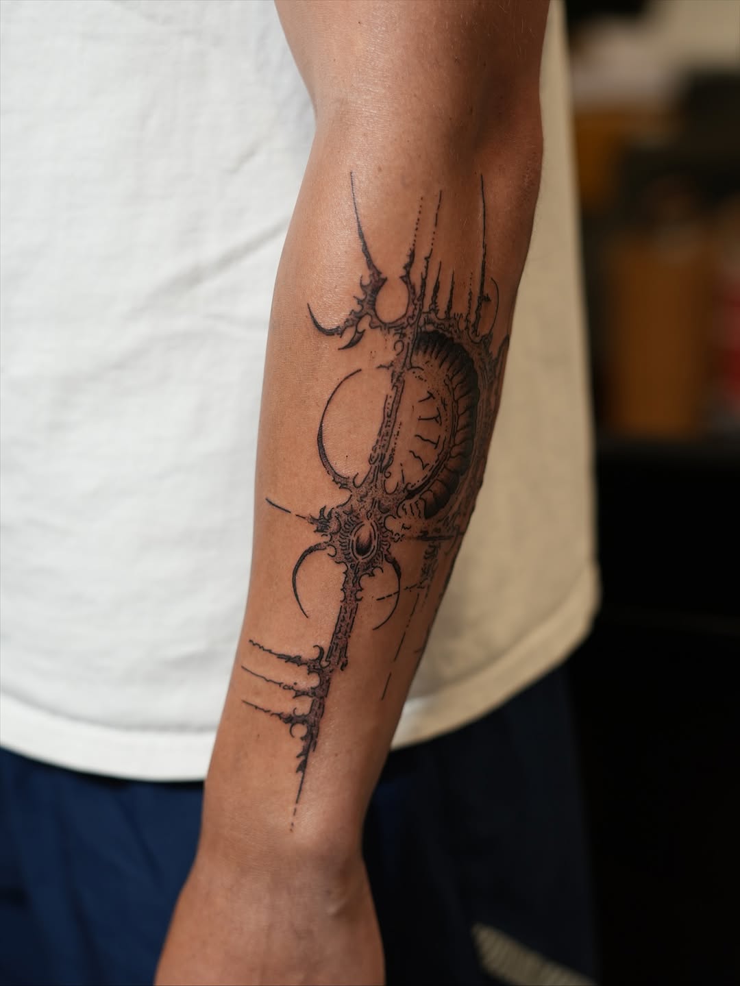 Tattoo by @tatsbyalyssa — blackwork, illustrative