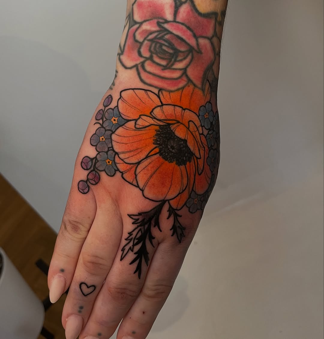 Tattoo by @catharina.brenner.tattoo — fine_line, illustrative