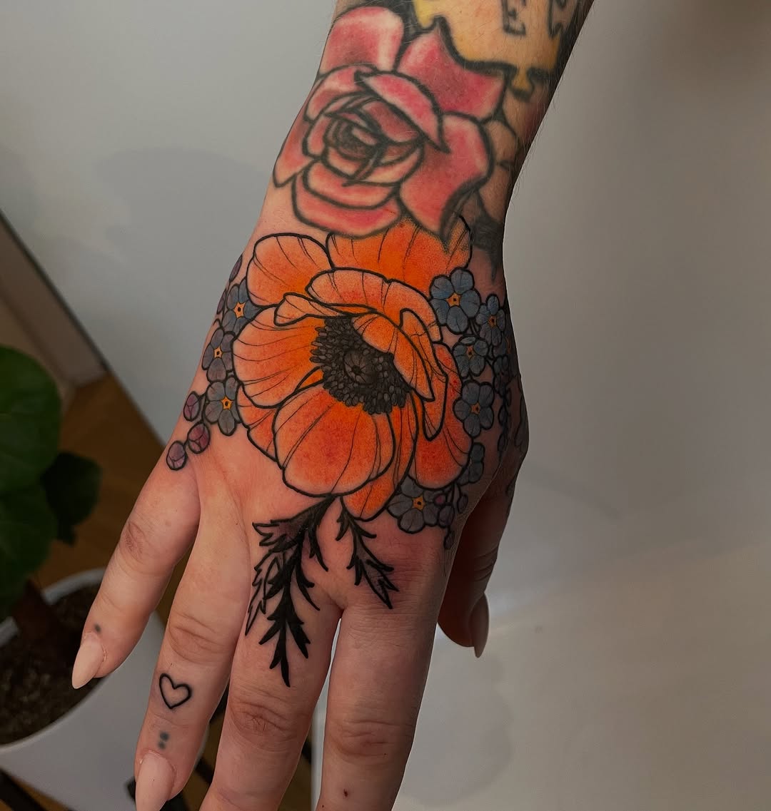 Tattoo by @catharina.brenner.tattoo — fine_line, realism