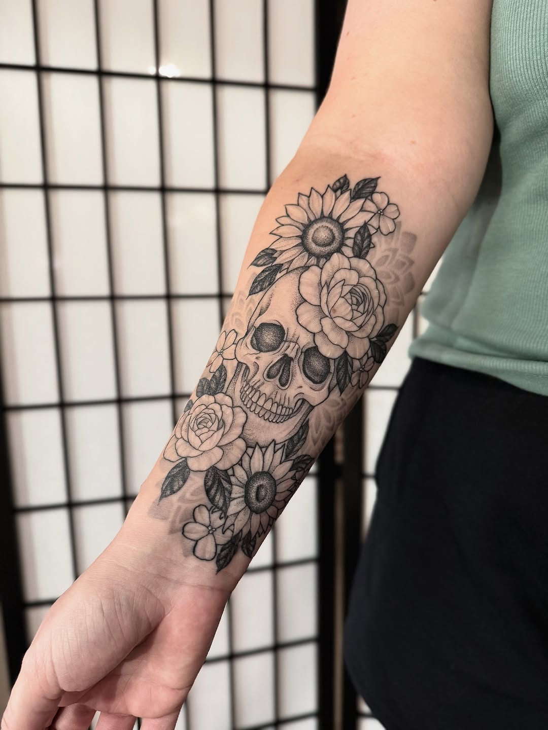 Tattoo by @jennietiesman — black_and_grey, realism