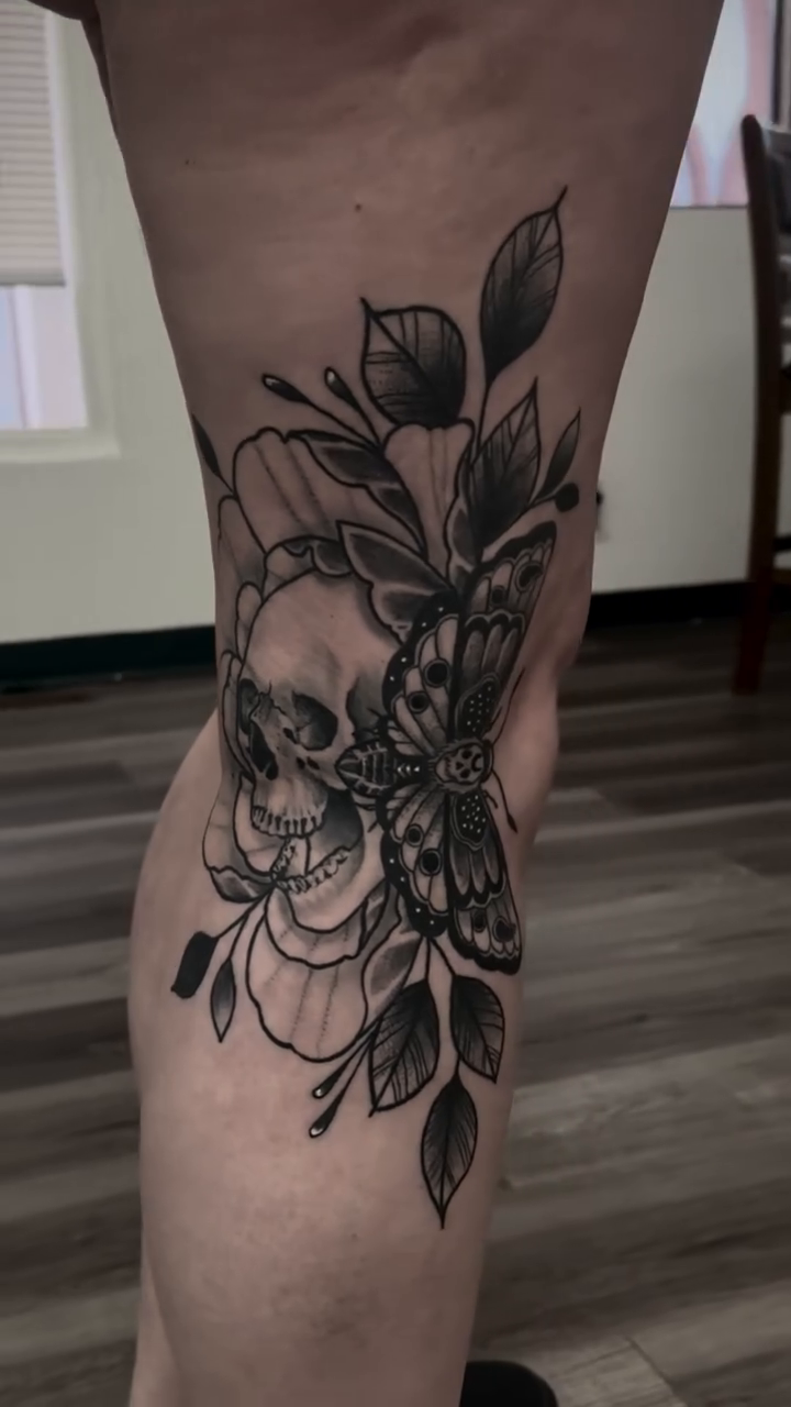 Tattoo by @sunken.rellik β black_and_grey, fine_line