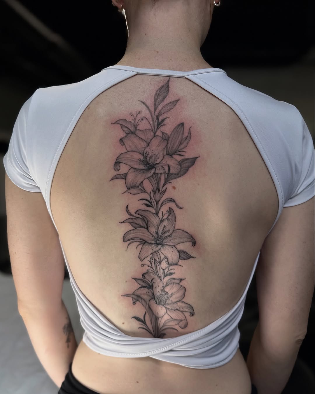 Tattoo by @inkedbyivy — black_and_grey, illustrative