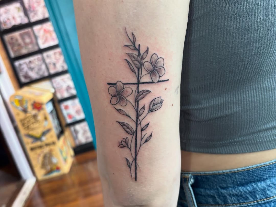 Tattoo by @k.shordon_tattooer — fine_line