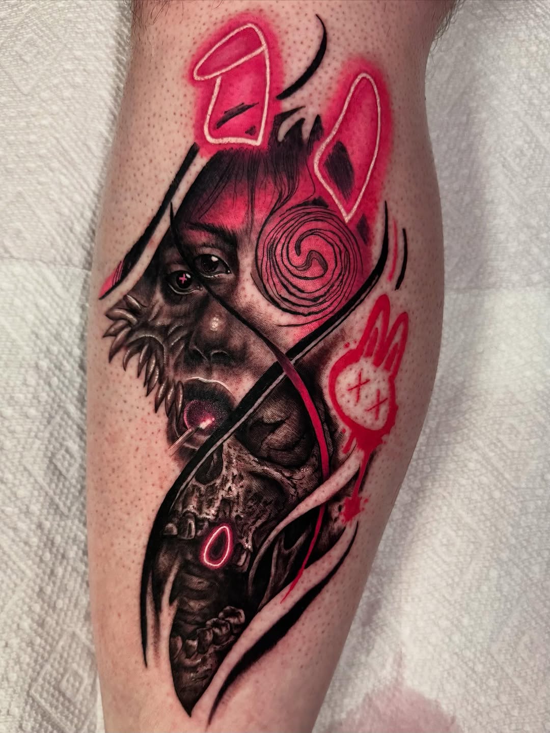 Tattoo by @lovebeavertattoo โ dark_realism, trash_polka