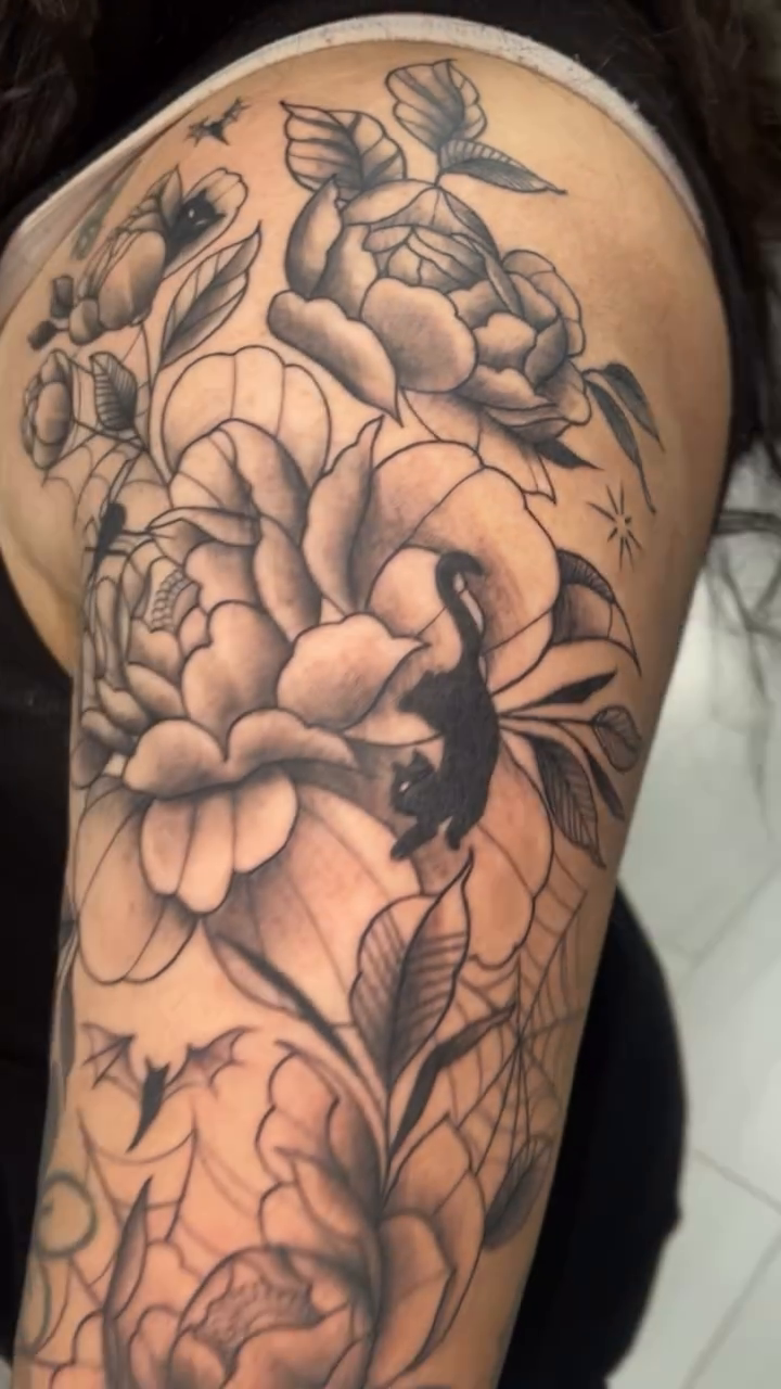 Tattoo by @deeznatstattoo โ black_and_grey, illustrative