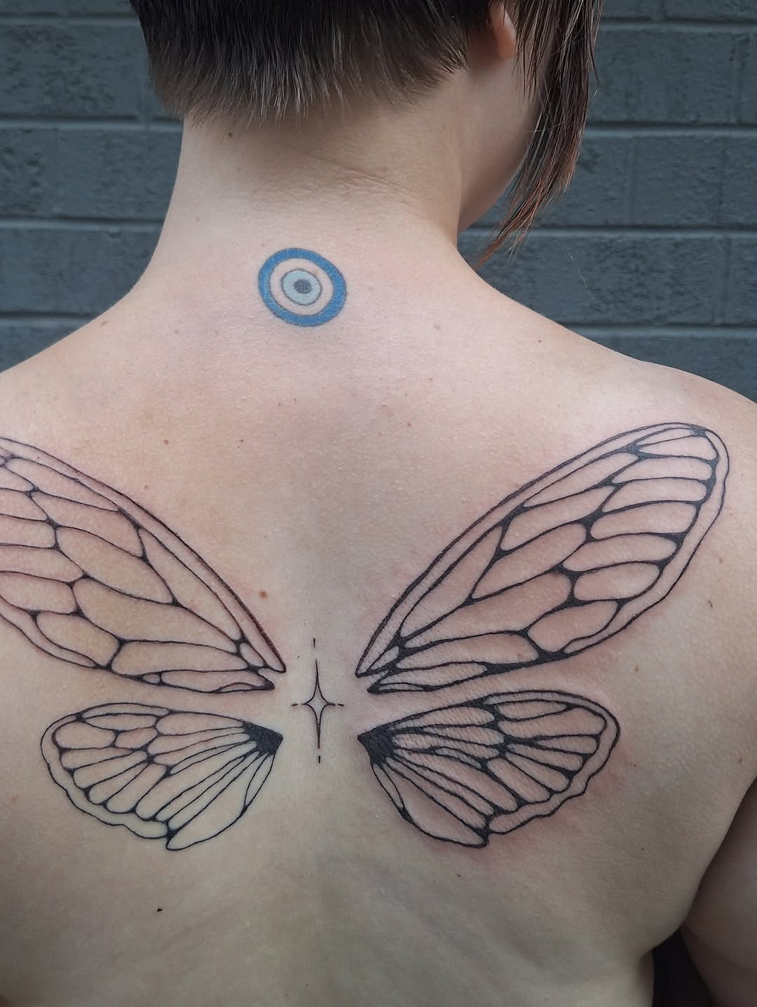 Tattoo by @mooonsnail — fine_line