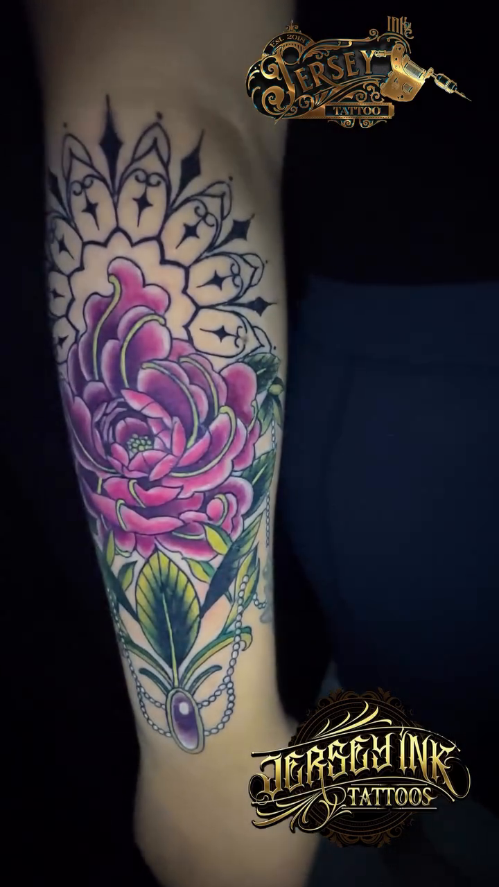 Tattoo by @oscartattoo — neo_traditional, realism