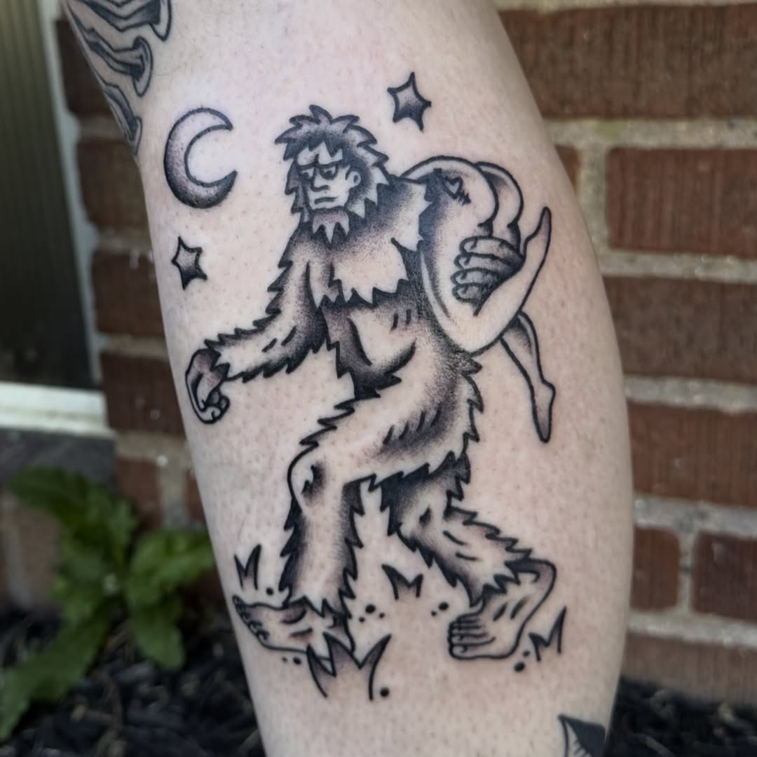 Tattoo by @goodpickenstattoo โ american_traditional