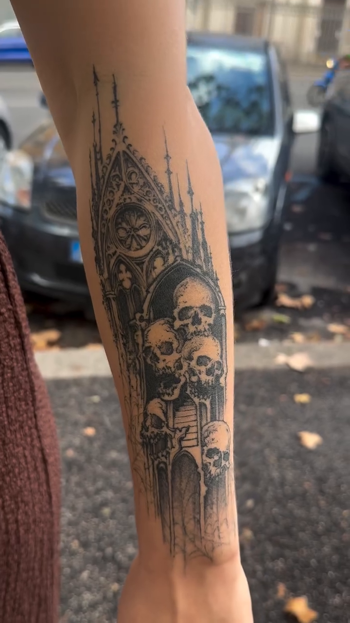 Tattoo by @sarah_spread — black_and_grey, dark_realism