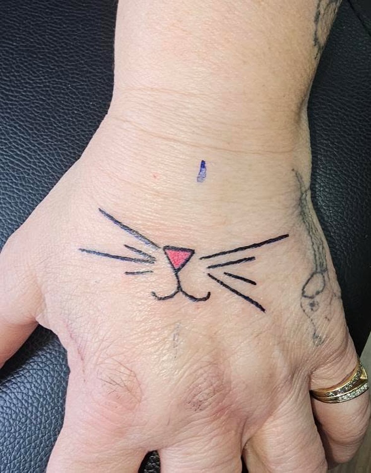 Tattoo by @conniewestgatetattoos — fine_line, minimalist