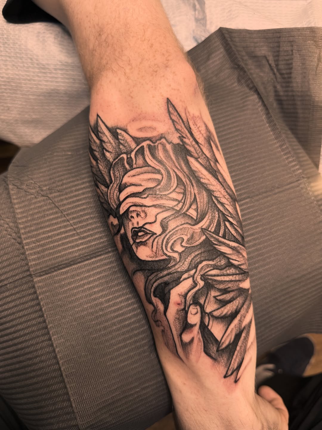 Tattoo by @rebelizms — black_and_grey