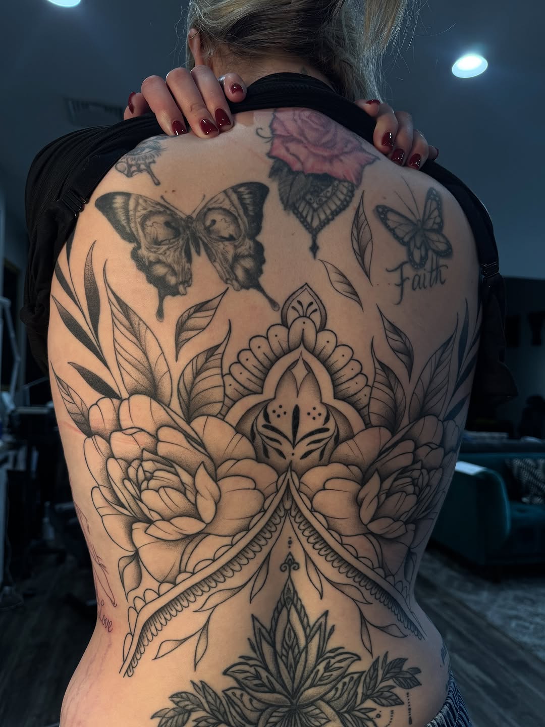 Tattoo by @inkedbyjulia โ black_and_grey