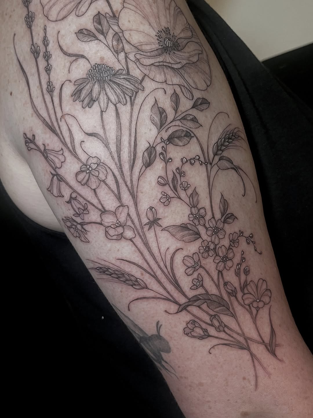 Tattoo by @lo_gwynn_ink — fine_line