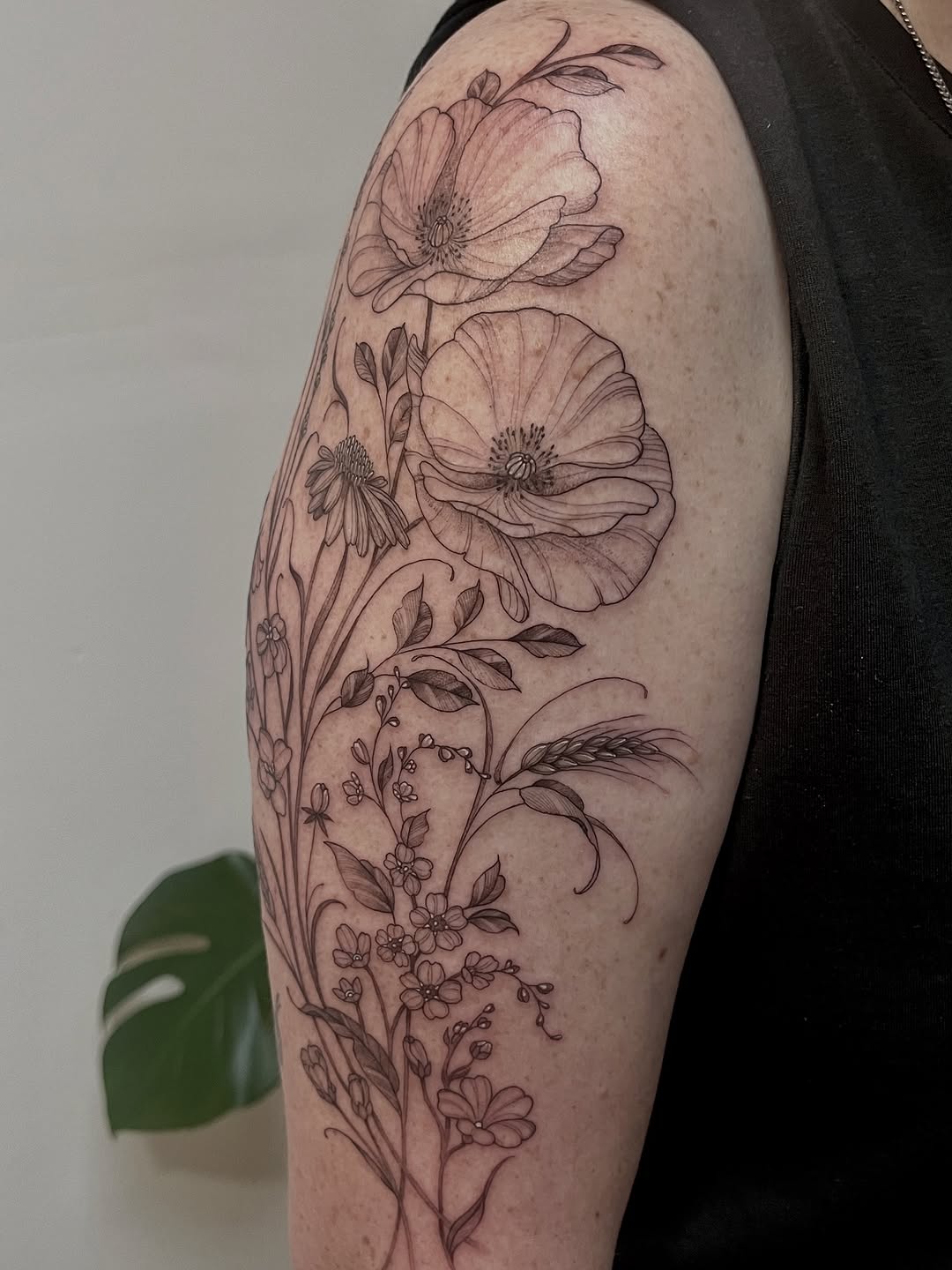 Tattoo by @lo_gwynn_ink — fine_line