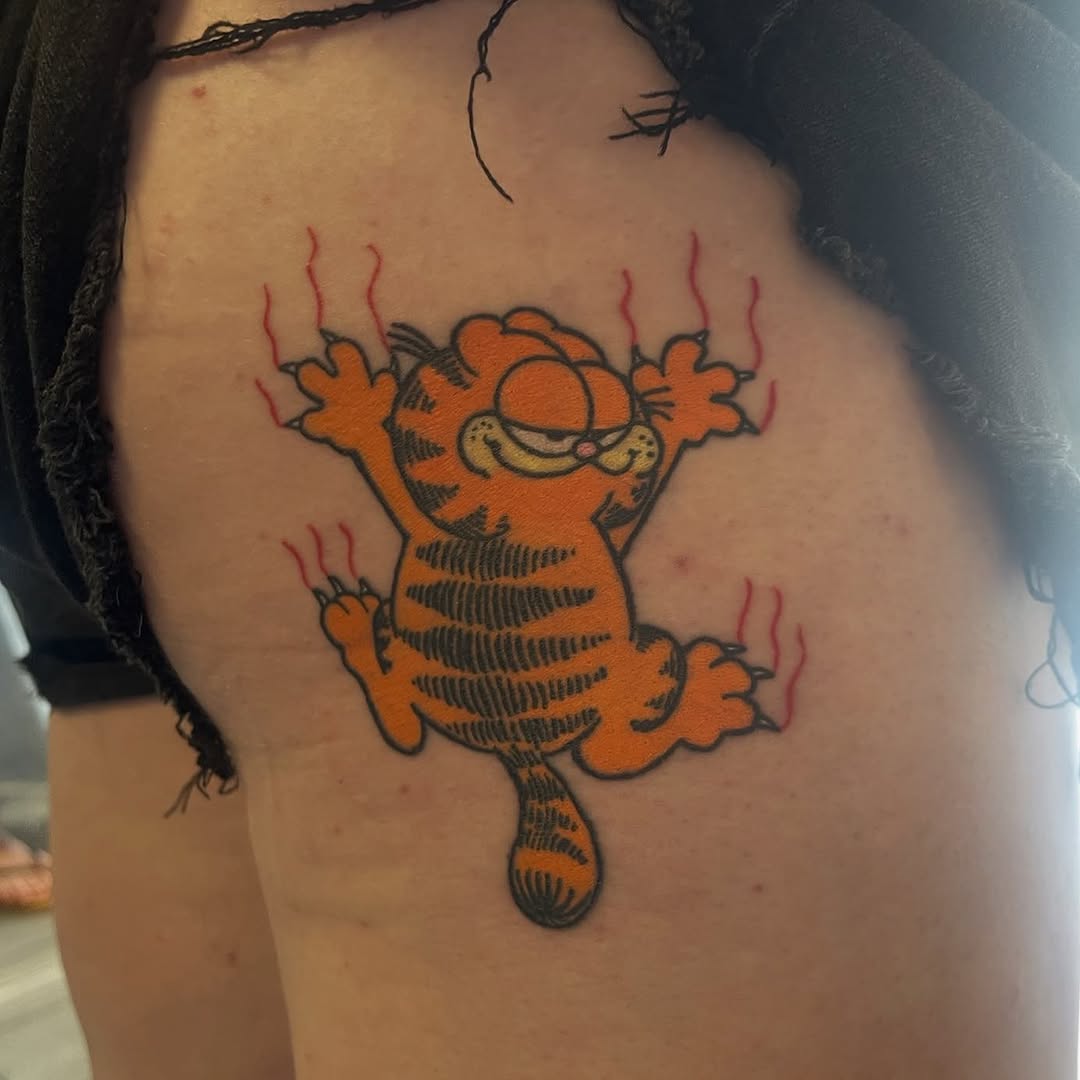 Tattoo by @miznola — new_school