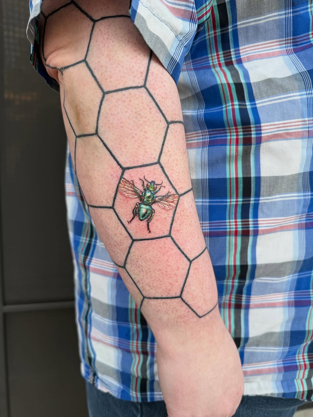 Tattoo by @ktea_and_tattoos — geometric, realism