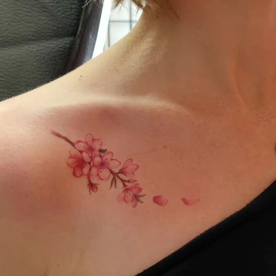 Tattoo by @sydneywalkintattoo — fine_line