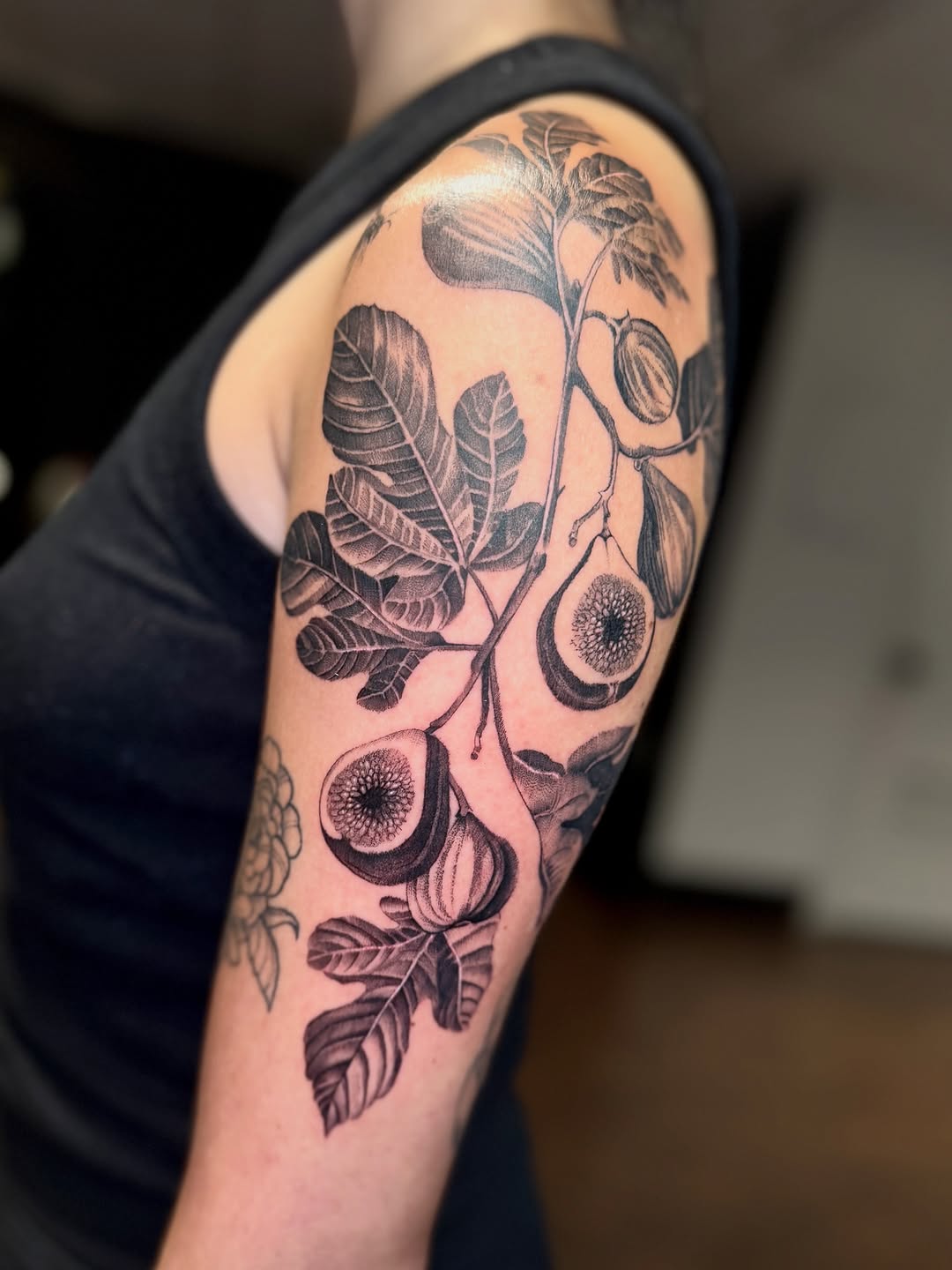 Tattoo by @taylor.inks — black_and_grey, illustrative