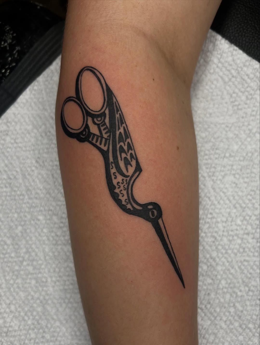 Tattoo by @lilbit.tat โ illustrative, blackwork