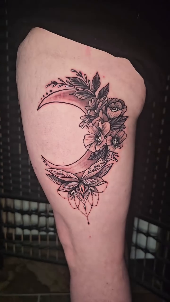 Tattoo by @7jynx13 — fine_line, dotwork