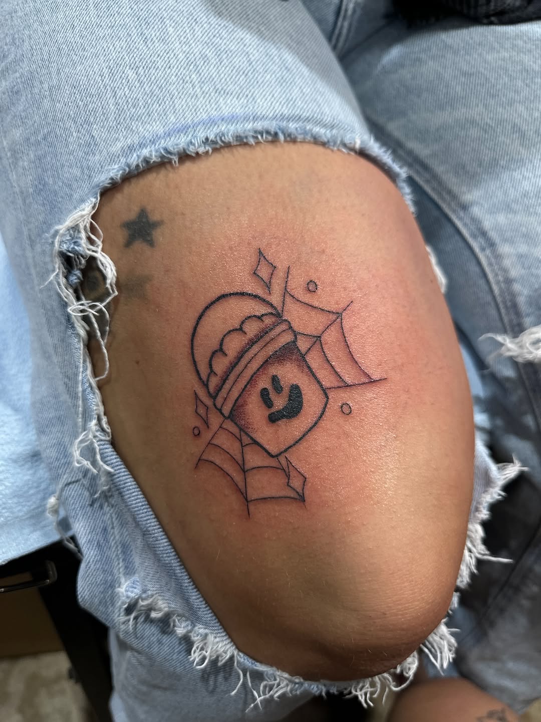 Tattoo by @mallorytattoos — fine_line, ignorant