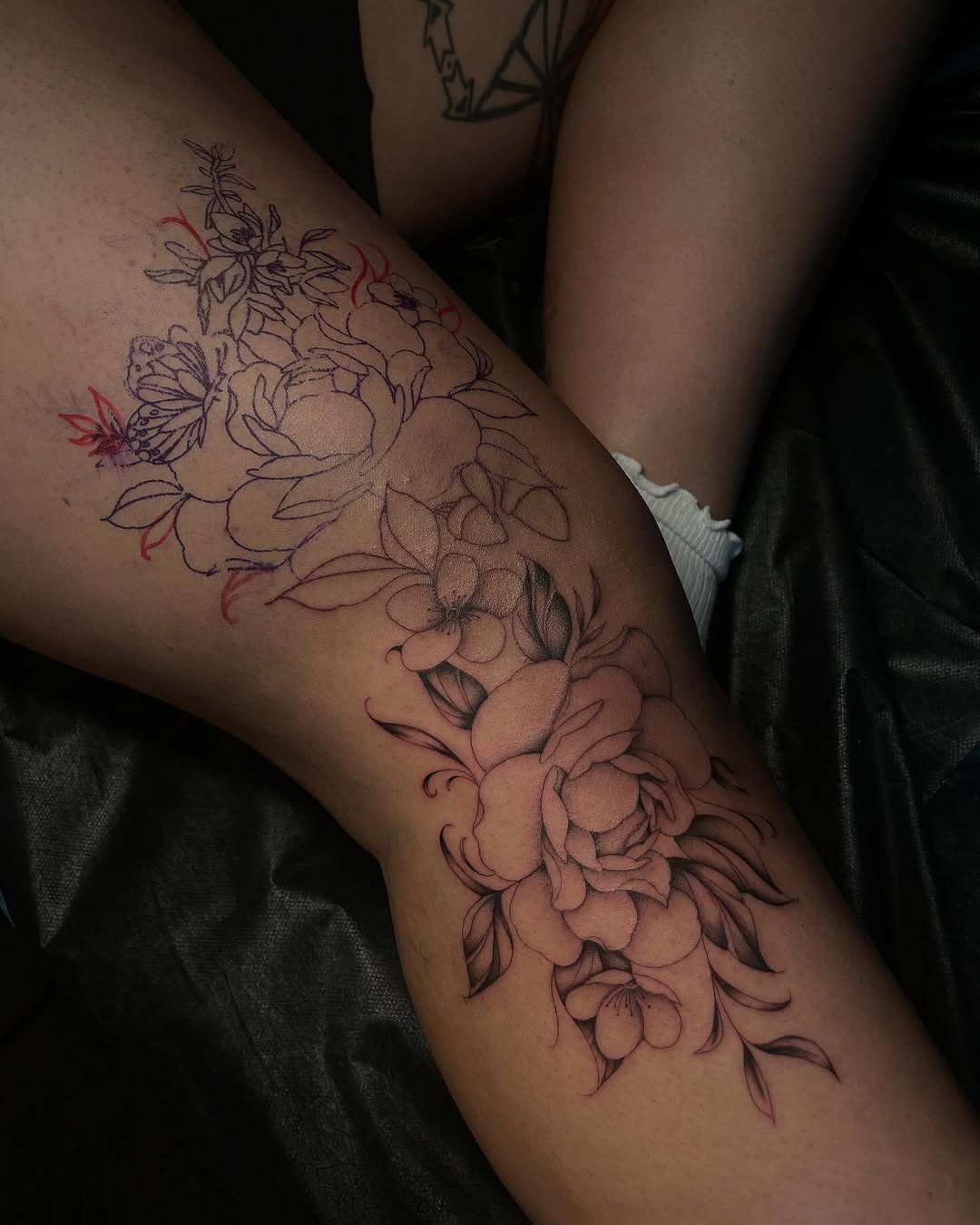 Tattoo by @cvssandra.art — fine_line, black_and_grey