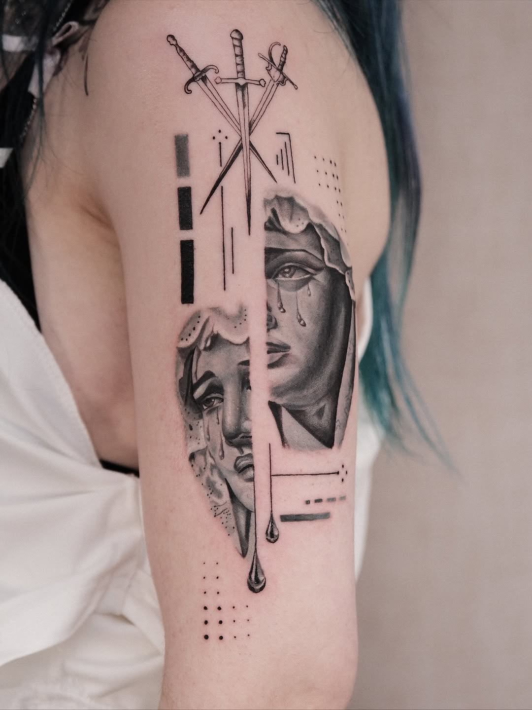 Tattoo by @houstontattooartist_goldenk โ black_and_grey, geometric
